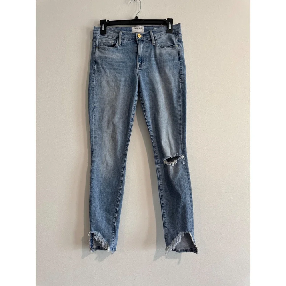 FRAME Le Skinny de Jeanne‎ Women 28 Light Blue Distressed Stepped Frayed Hem